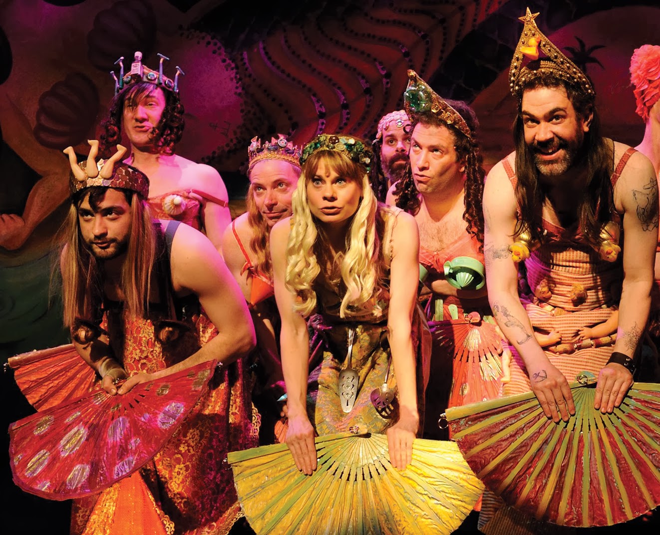 http://broadwayseat.blogspot.com/2013/04/peter-and-starcatcher.html