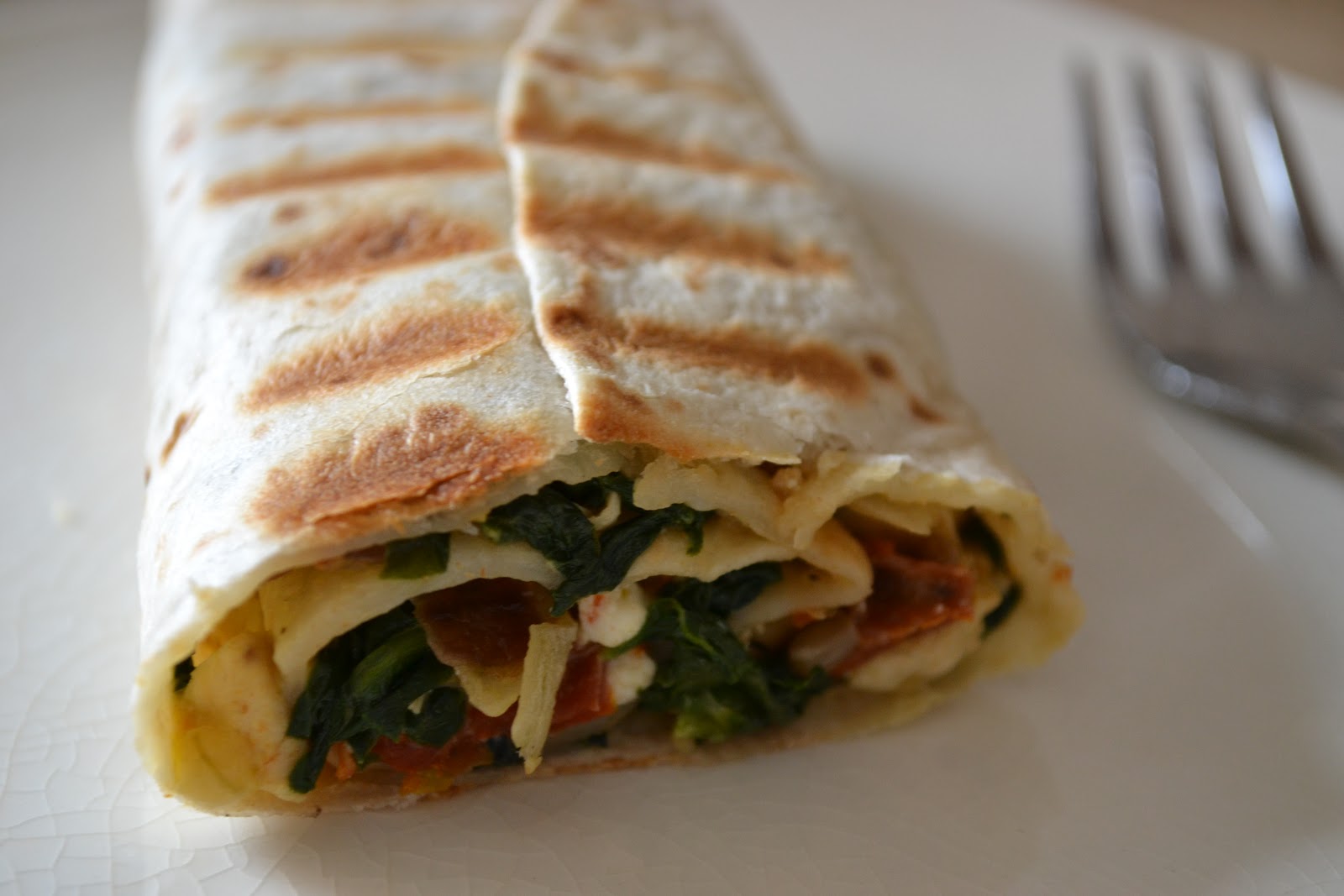 Kasia Od Kuchni Tortilla ze szpinakiem, kurczakiem, słonecznikiem...