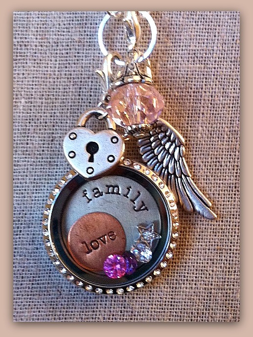 the Charm Girl Origami Owl Living Locket Ideas....