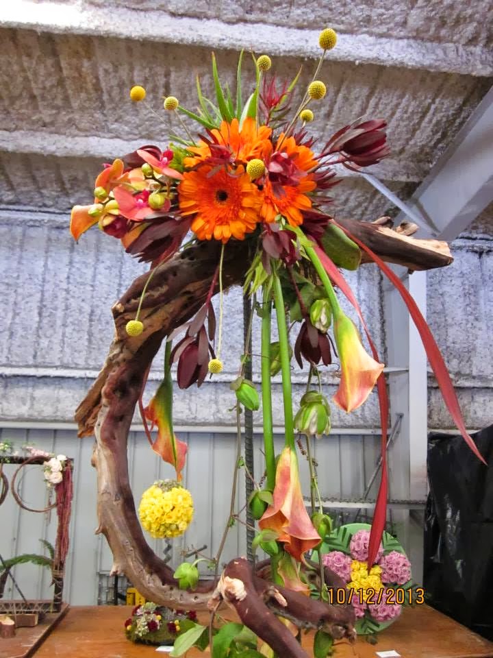 Image%20result%20for%20gordon%20lee%20flower%20arrangement%202017