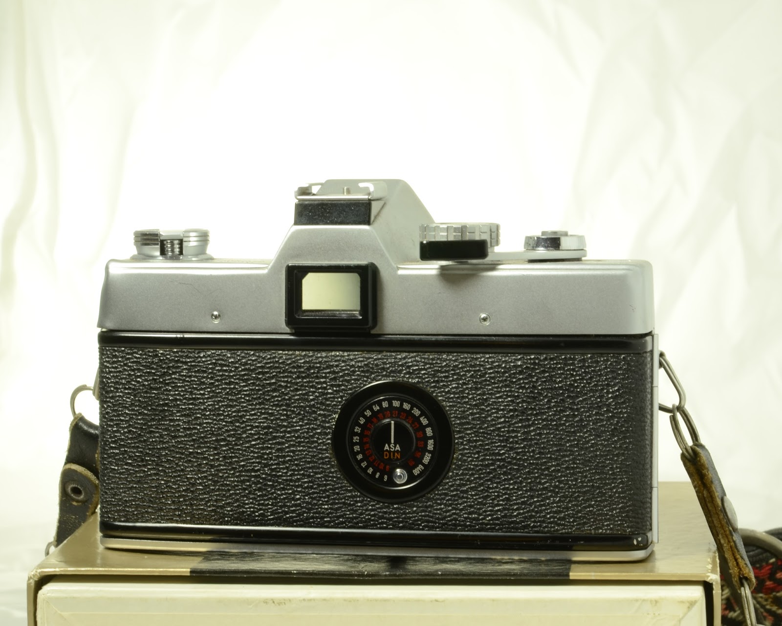 Vintage Camera House: Minolta SRT 101