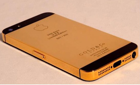 World's first Gold Platted iPhone 5 .