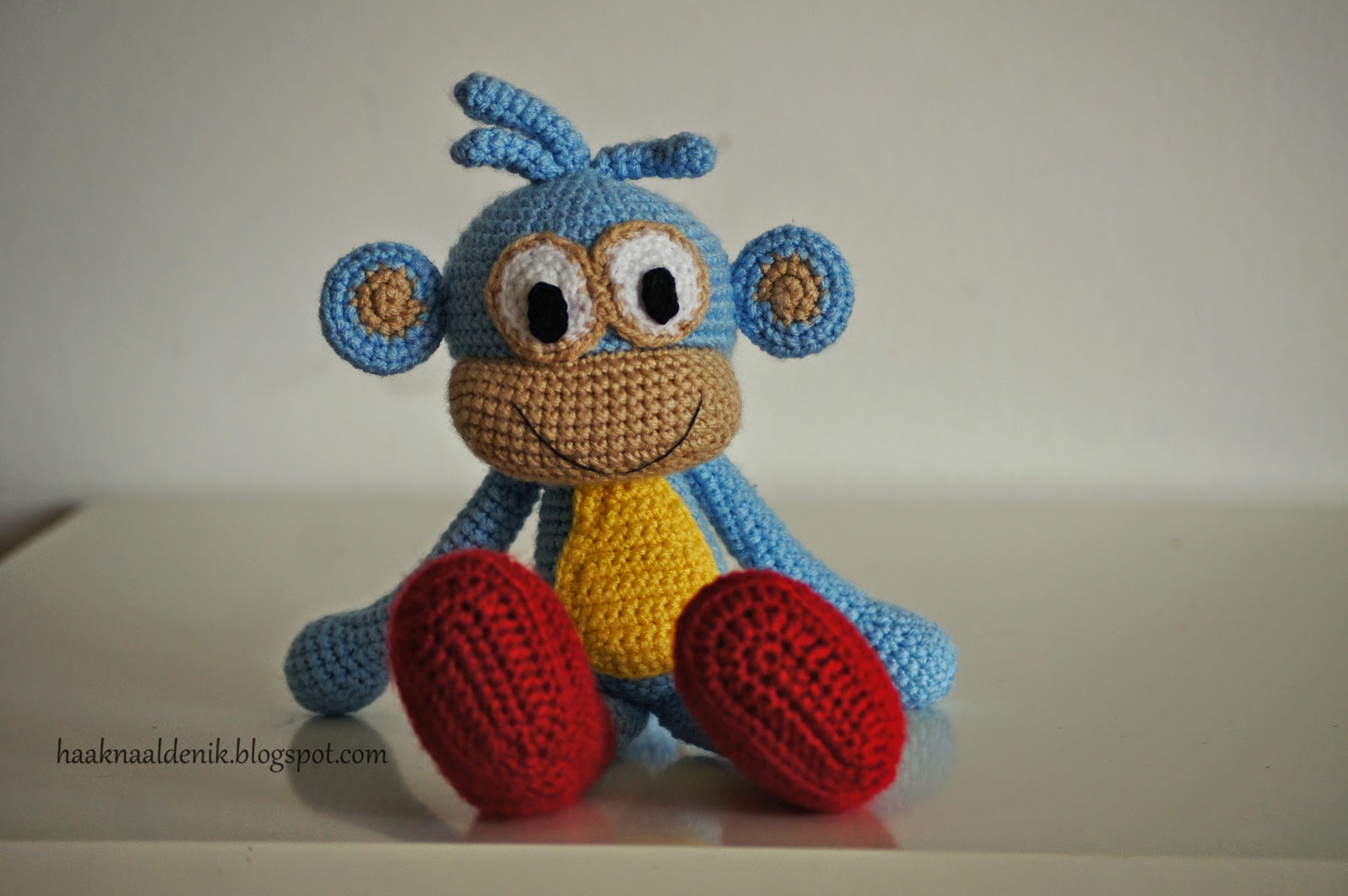 Avontuur met een haaknaald..Gehaakte knuffels en nog meer! Boots van Dora!