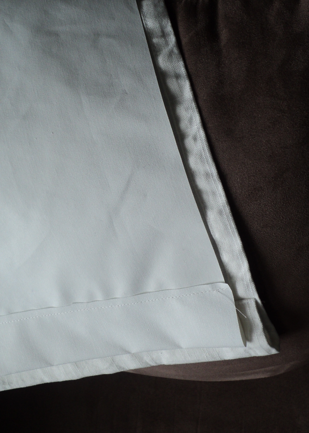 Living in the Rain Garden Super Easy Drapery Lining