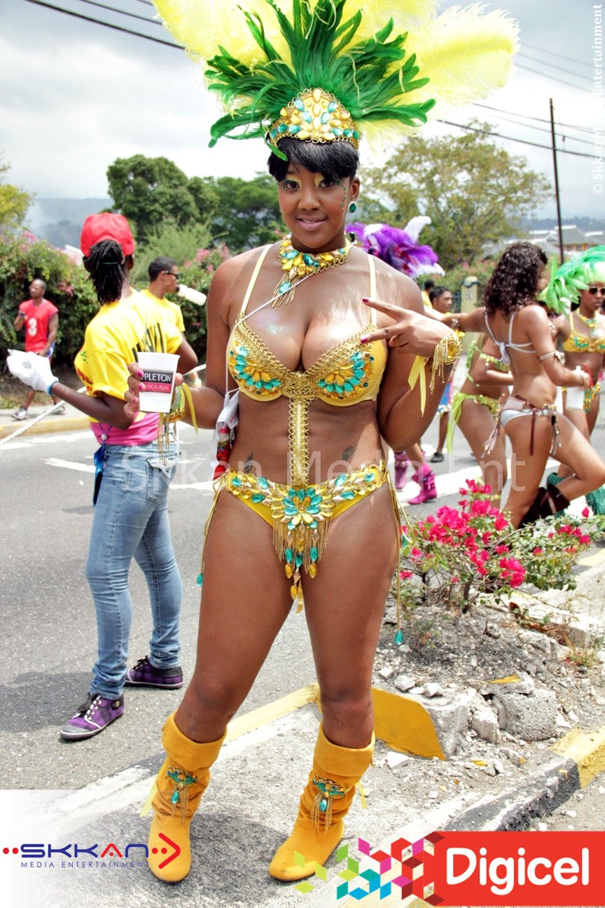 Jamaican girl backaz photos