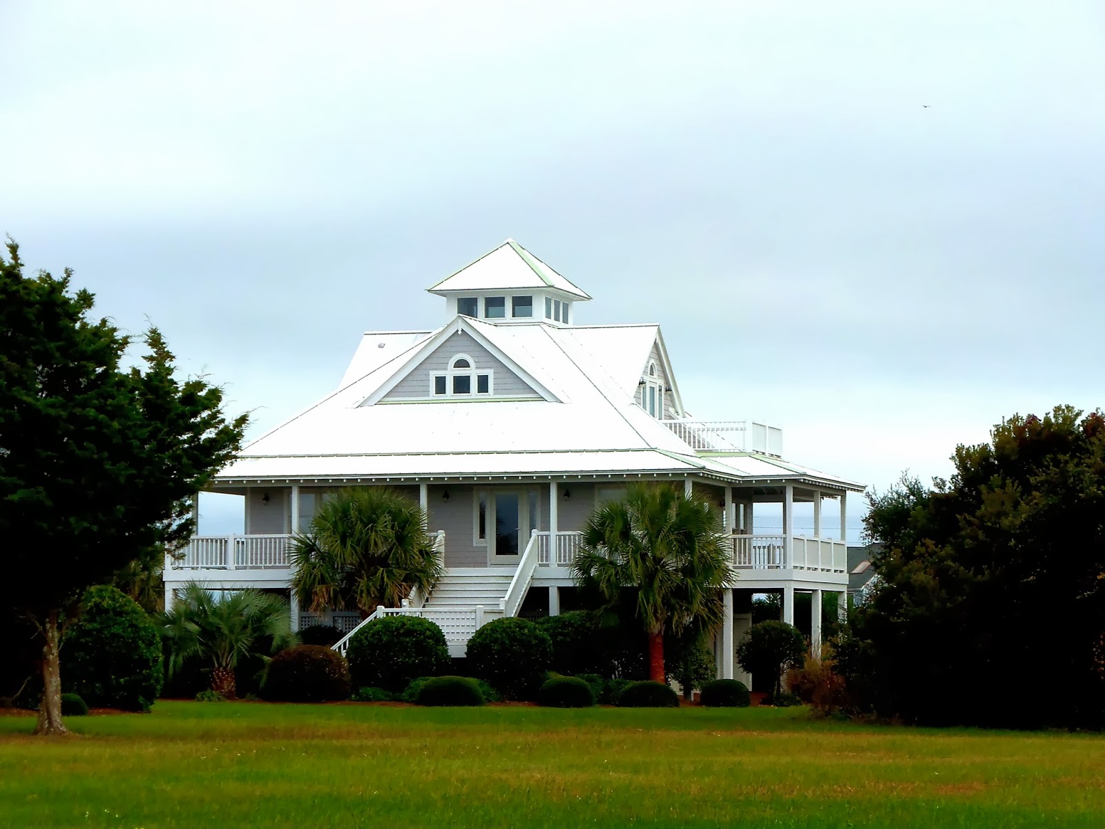 Kiki Nakita Southern Coastal Homes On Topsail Beach, North Carolina