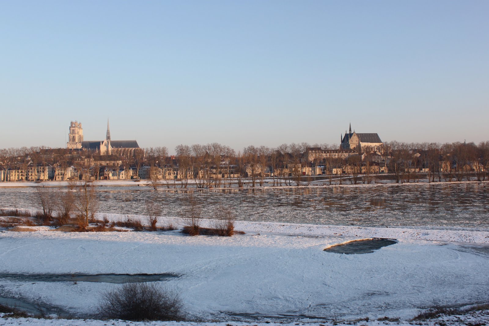 c a p t o n LA LOIRE EN HIVER A ORLEANS
