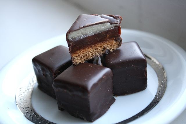 German Chocilate Cream Fillung Cake German Chocilate Cream Fillung Cake