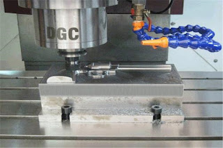 What kind of material can make a good mold?