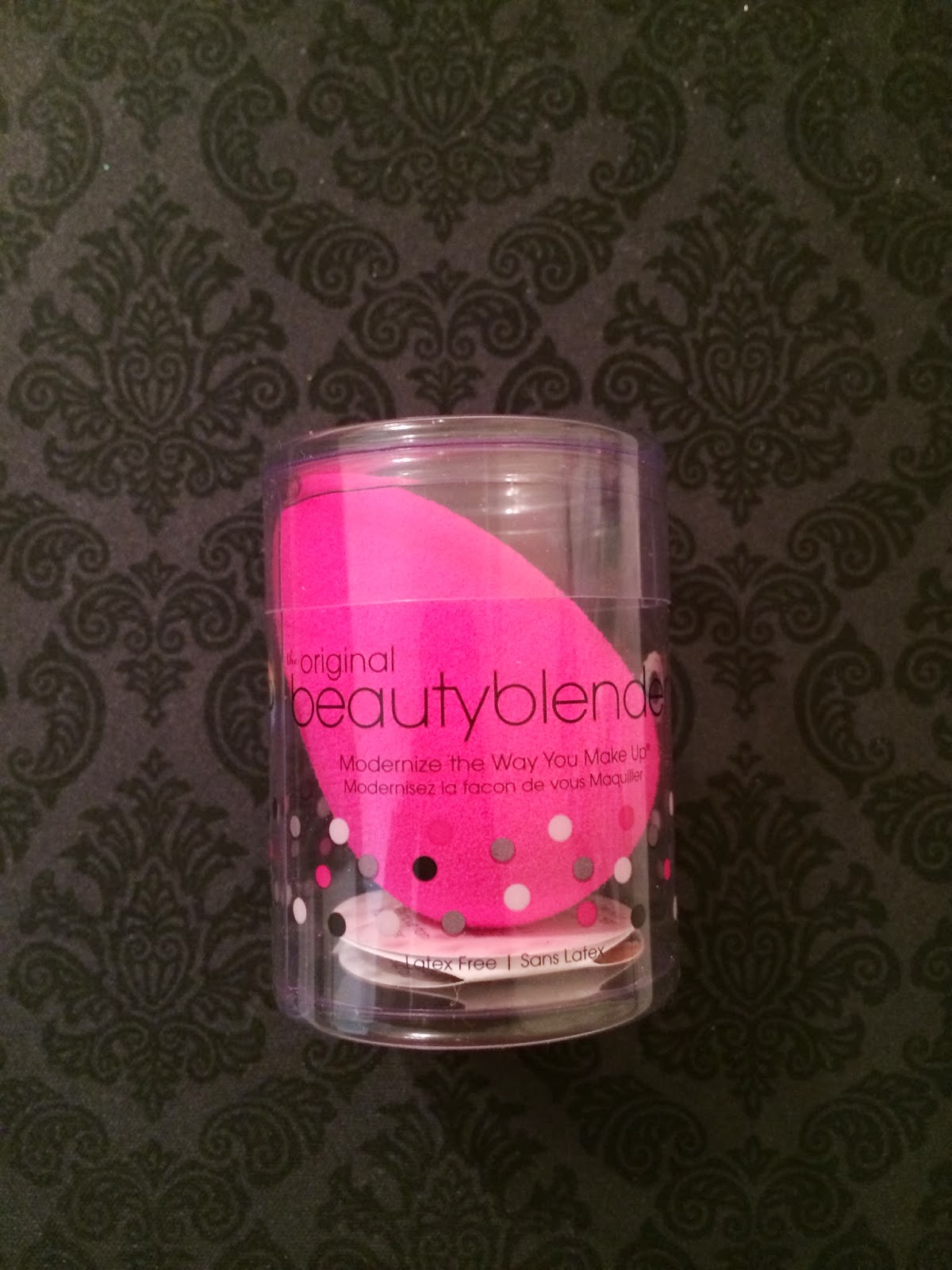 simply inter nos BEAUTY l SEPHORA BEAUTY BLENDER EGG