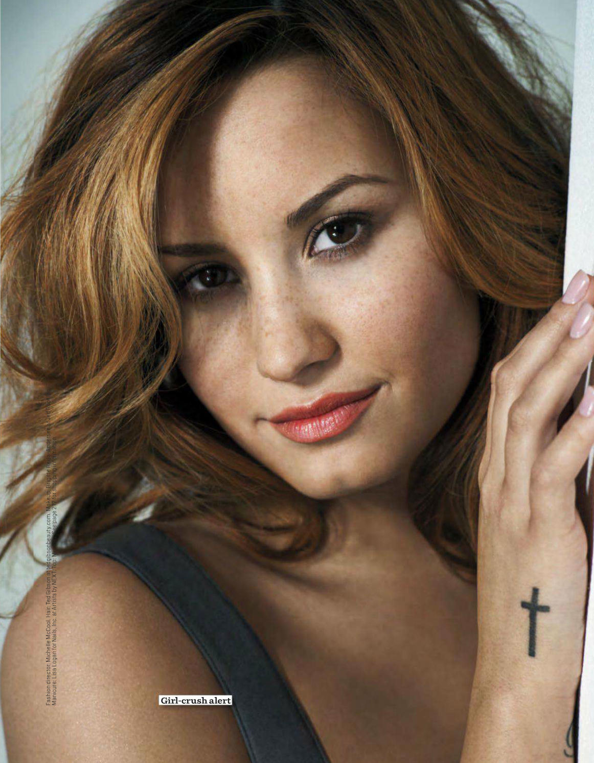 http://2.bp.blogspot.com/-unES3P-mqCQ/T9tW163kUJI/AAAAAAAACDM/ofAA_3S-ytU/s1600/demi-lovato-in-cosmopolitan-magazine-for-july-2012-issue-3.jpg