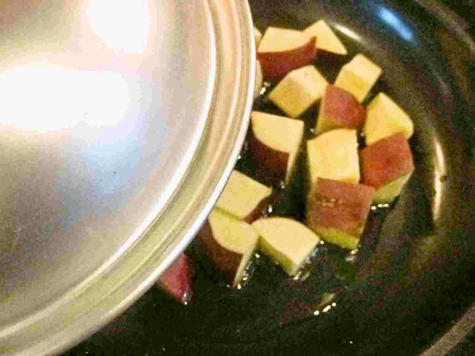 Recipes for Tom Satsumaimo to shungiku no gomaae / Japanese sweet