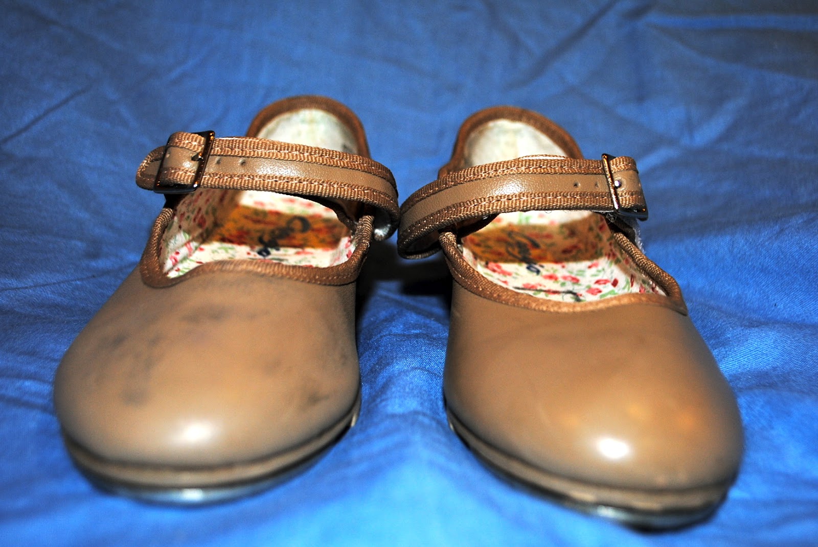 Let's Raise the Barre Capezio tan tap shoes, size 13 1/2