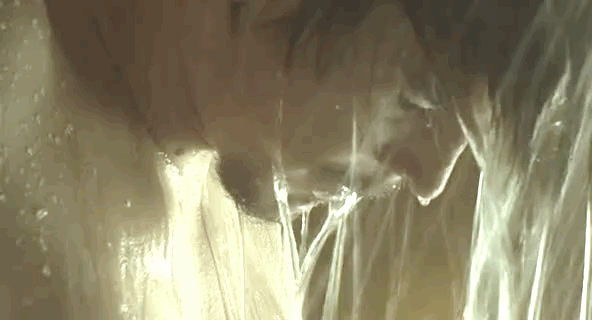 josh+harnett+shower+2.gif