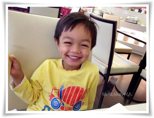 Abang Rela Bermadu Dengan Adik Lelaki Sendiri | X Lupa Dot Com