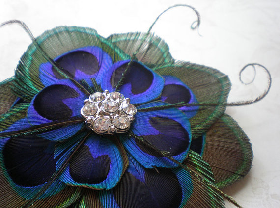 Here are some of the most charming peacock inspired bridal accessories Here are some of the most charming peacock inspired bridal accessories