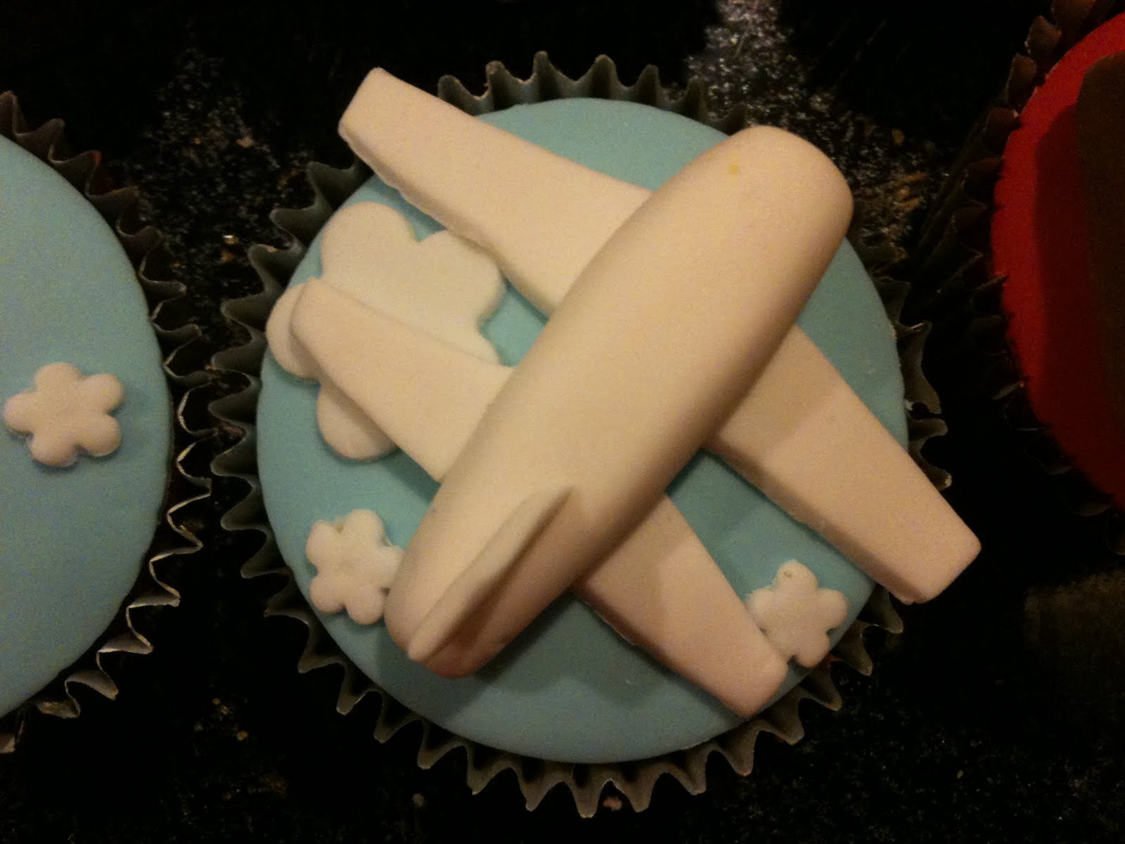 scrumptious homemade travel themed cupcakes