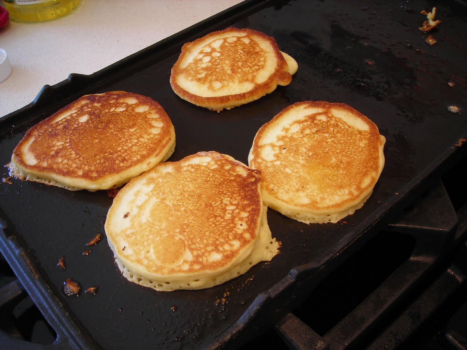 http://2.bp.blogspot.com/-usIDAe2_5KQ/TkRM3F__GCI/AAAAAAAABIo/ejVX05OEmd4/s1600/pancakes.JPG