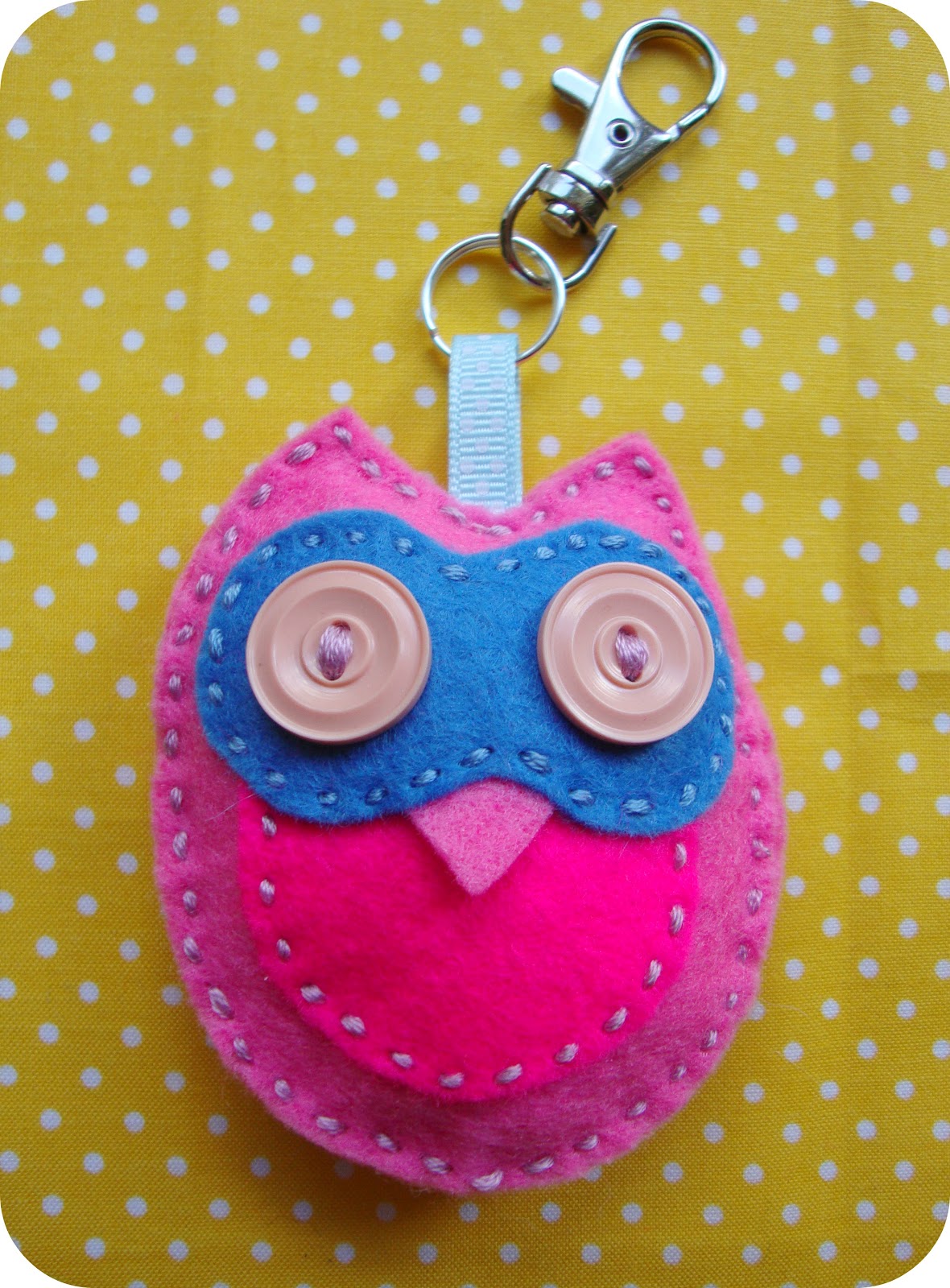 Miss Beatrix How to Make a Felt Owl Keyring