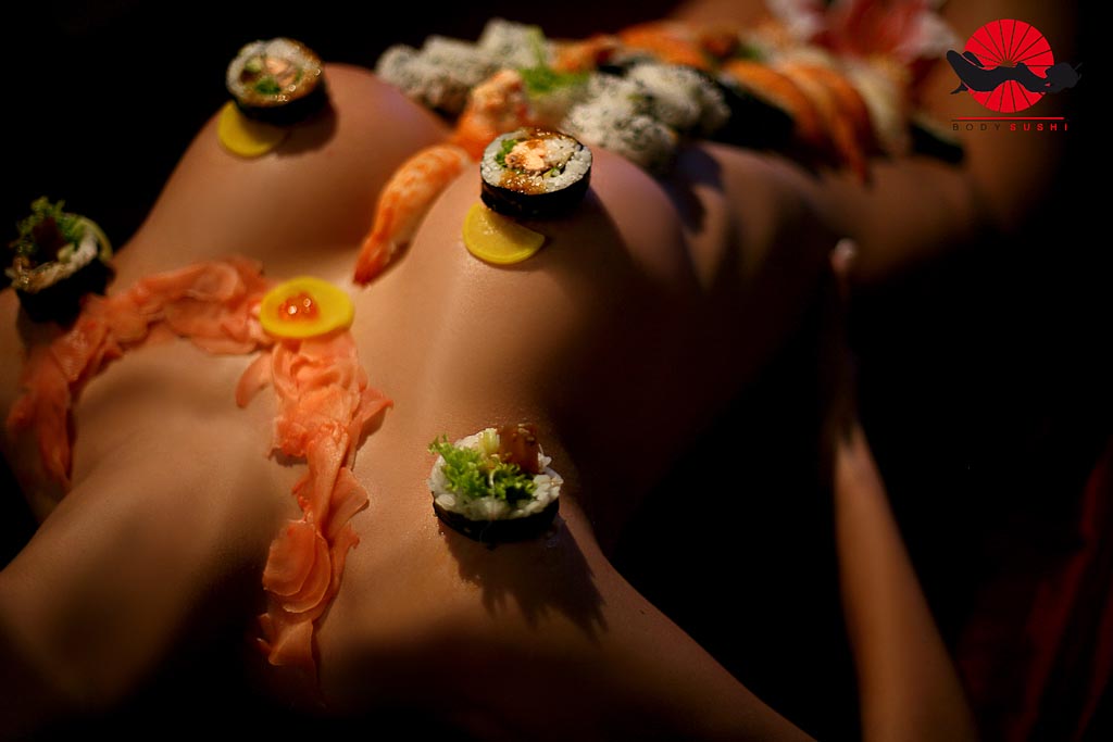 Улетная вечеринка с голыми девушками японками