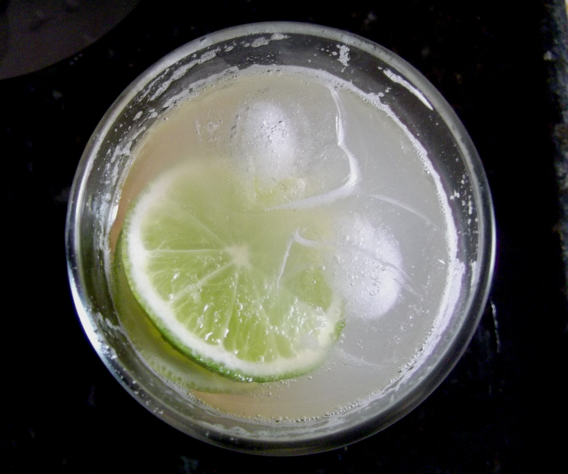 Delicioso Equilíbrio Xarope de Gengibre e Ginger Ale Caseiro