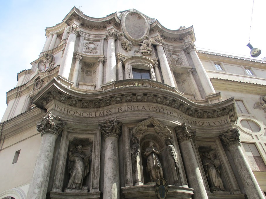 UNE ÉGLISE DE BOROMINI