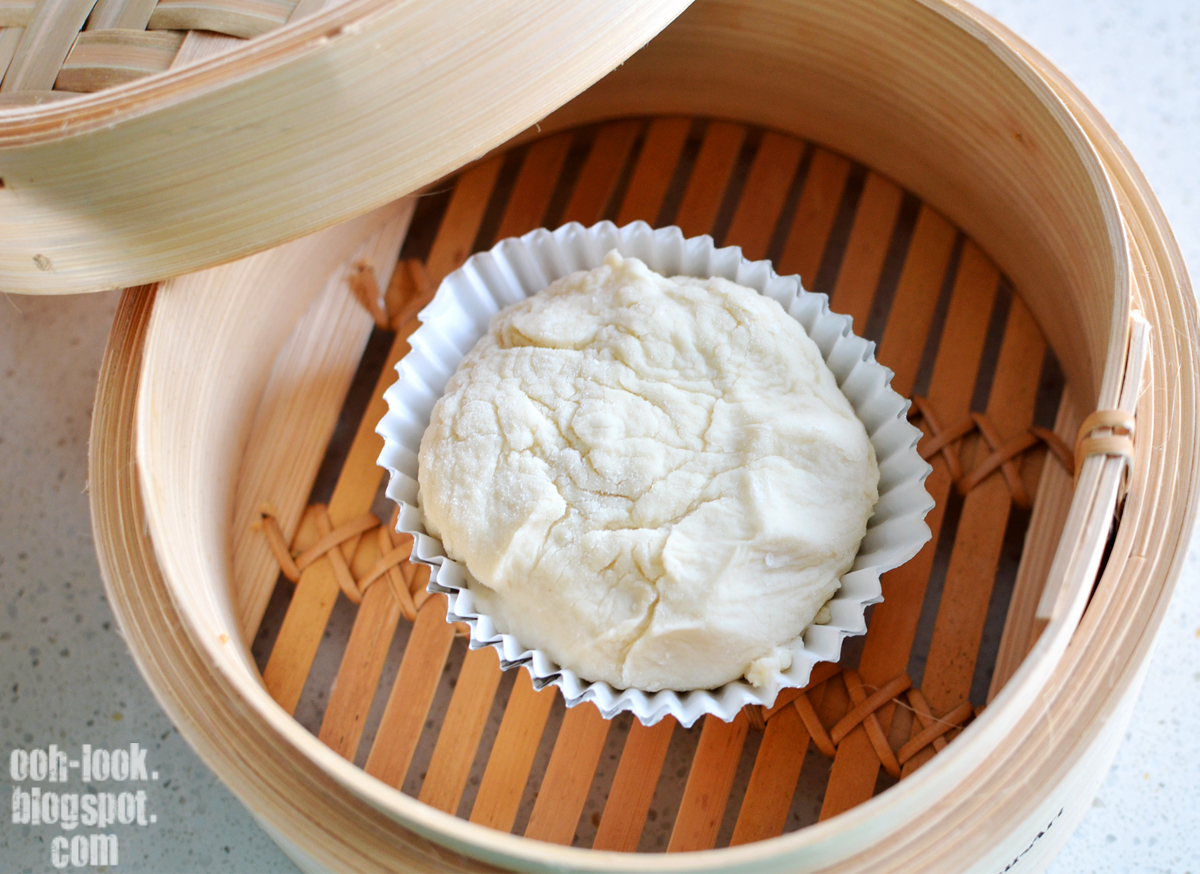 Ooh, Look... Jamie's Coconut Buns with Chicken Stirfry