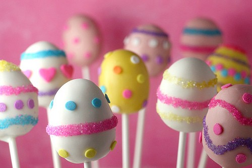 easter bunny cake decorating. easter bunny cake pops.