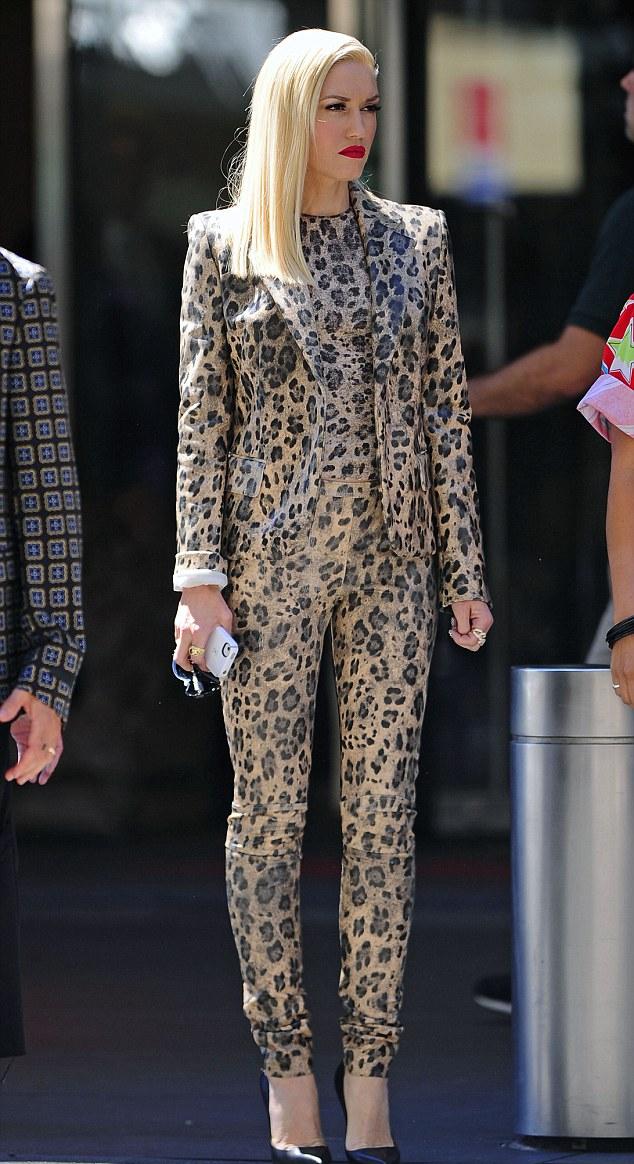 Kemi Online ♥ Gwen Stefani in leopard print head to toe