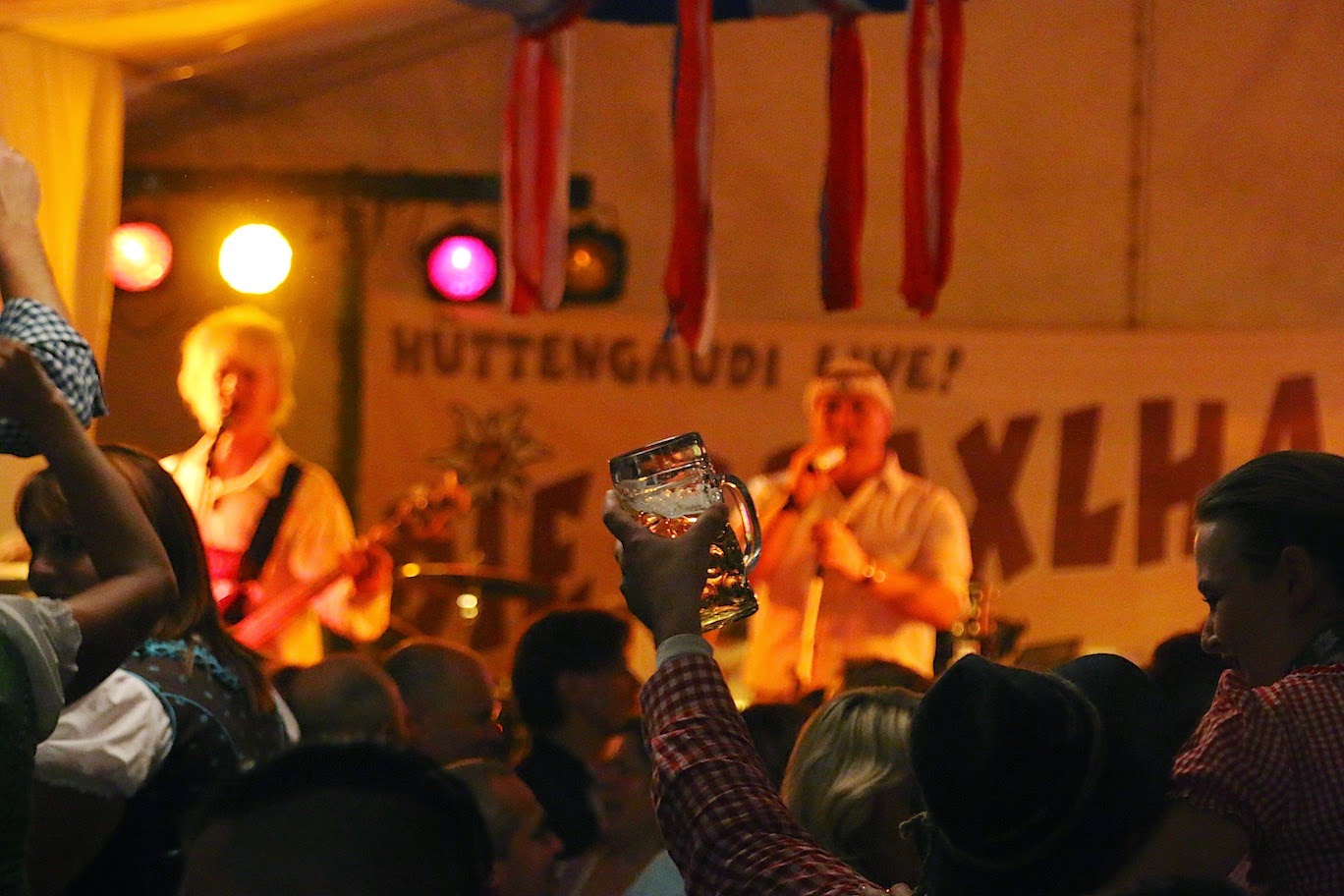 Oktoberfest am Strandbad Wukensee in Biesenthal - Seid Ihr schon wach? - 23 Bernau LIVE - Dein Stadtmagazin für Bernau bei Berlin