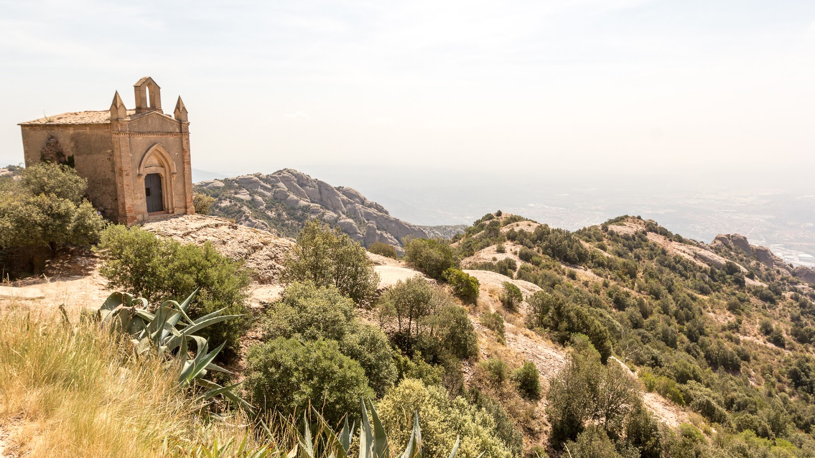 Antonio Gaudi High Resolution Stock Photography And Images Alamy