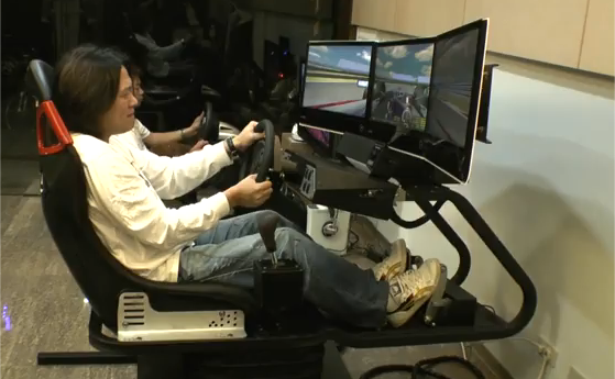 SIMULATOR UNTUK GAME KOMPUTER GAME SIMULATOR
