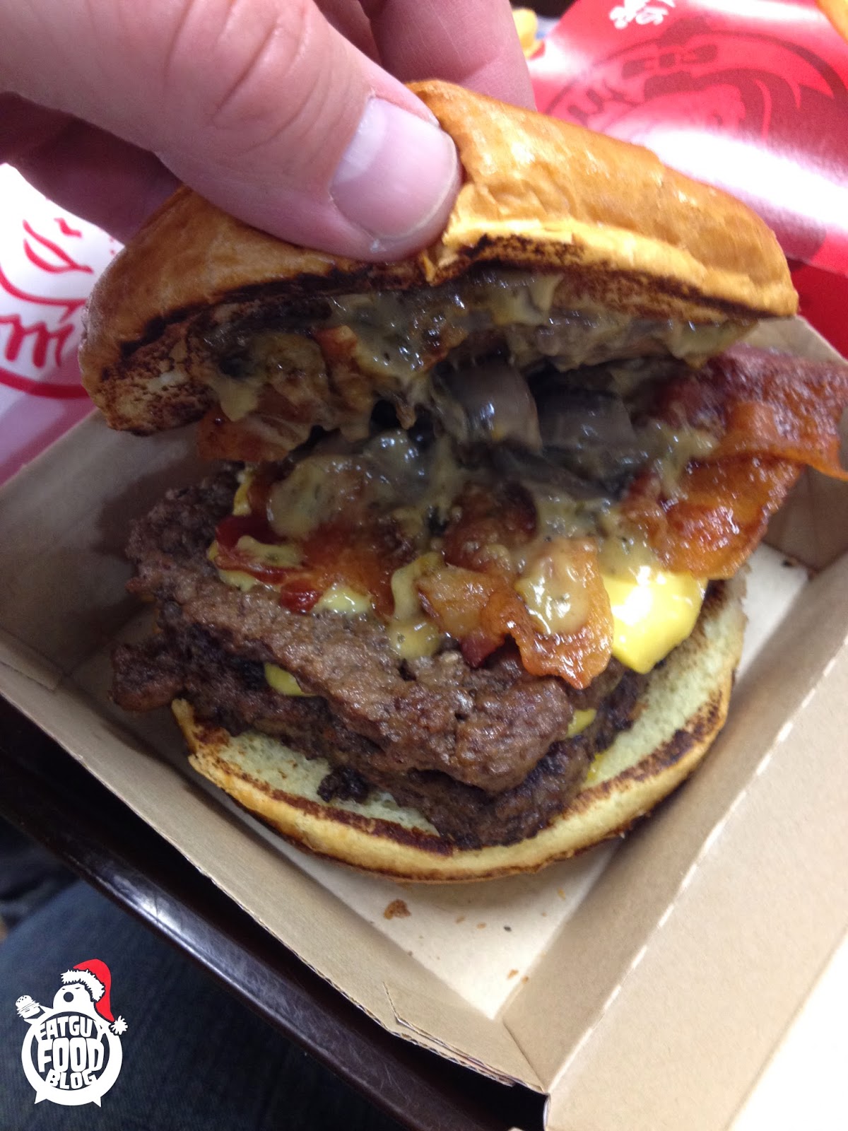 FATGUYFOODBLOG Wendy's Bacon Portabella Melt on Brioche