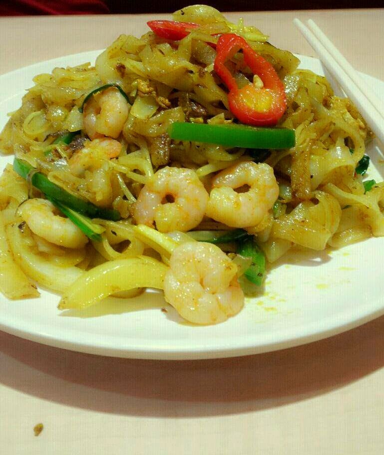 Membuat Mie Kwetiau | resep cara membuat mie kwetiau bumbu kare dan lada hitam Membuat Mie Kwetiau | resep cara membuat mie kwetiau bumbu kare dan lada hitam