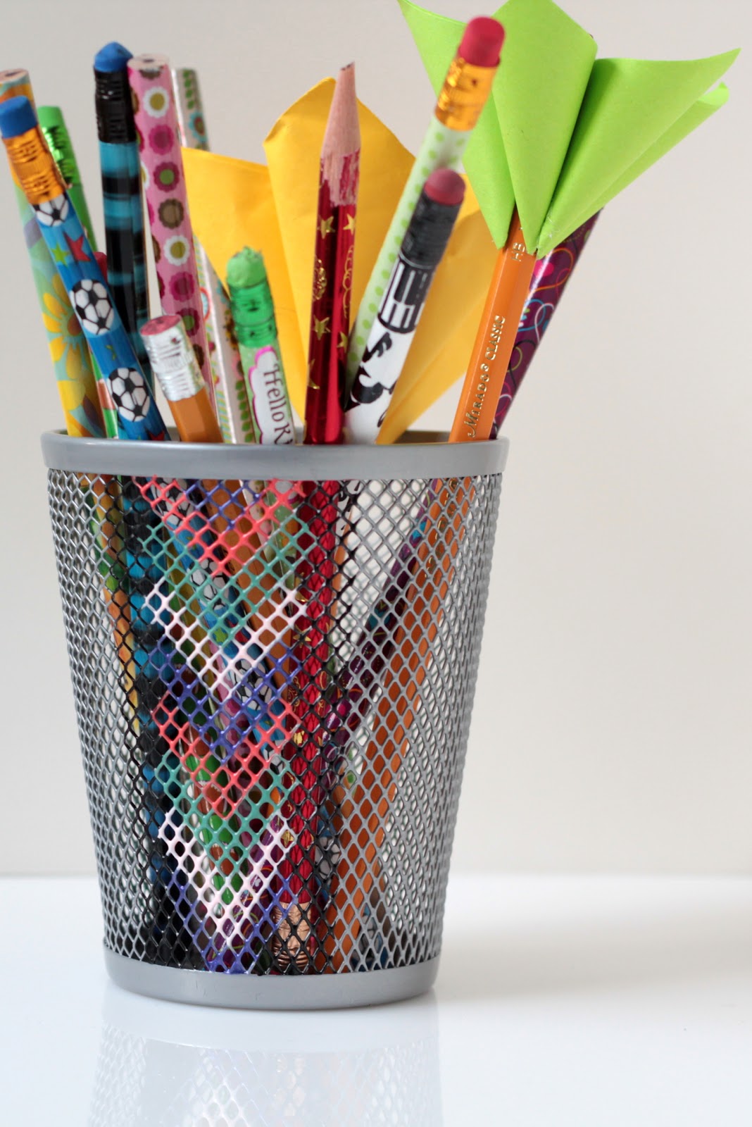 Kibbles 'N Knits DIY Chevron Pencil Cup