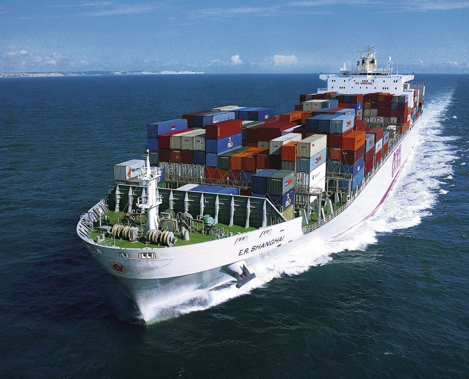 http://2.bp.blogspot.com/-uzeseWRBzlA/TbvcJIrrP4I/AAAAAAAAAMo/KmXzbNMjH6Y/s1600/cargo-ship.jpg