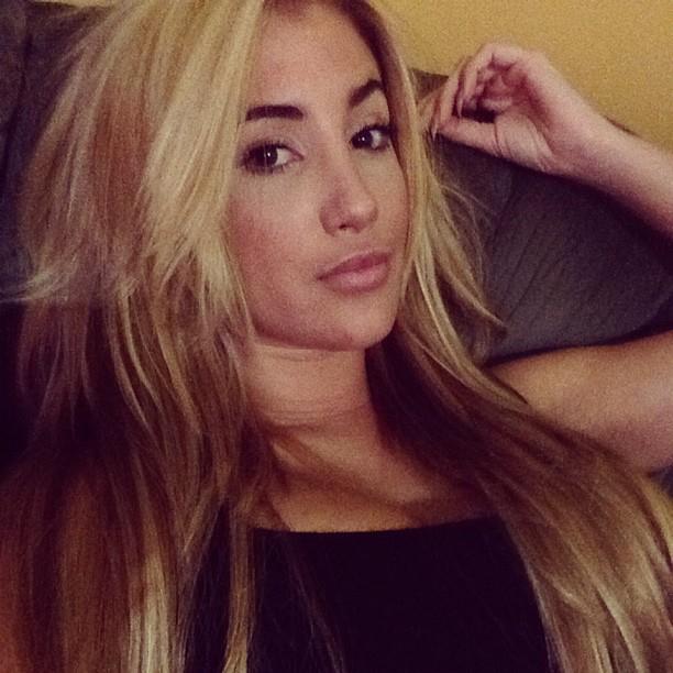 LajmeOnline: Claudia Sampedro Photos