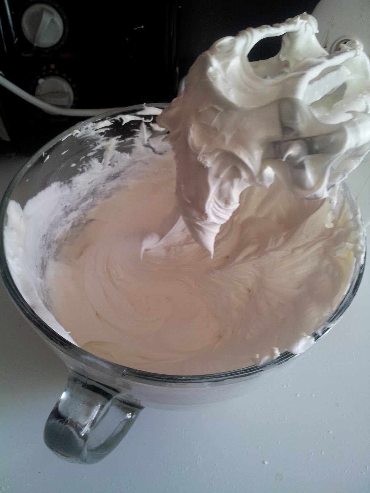 Strawberry Cake With Cool Whip Icing Recipe Strawberry Cake With Cool Whip Icing Recipe