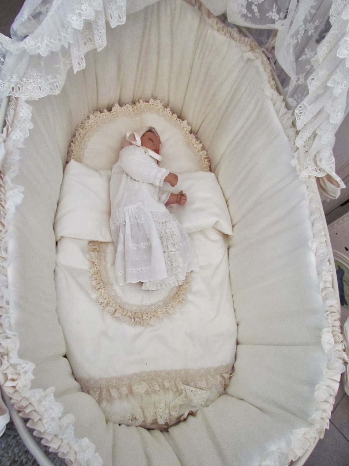 Angela Lace Wrought Iron Baby Bed