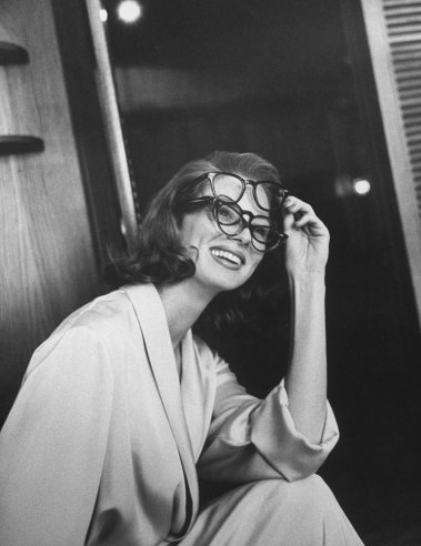 Stunning Image of Suzy Parker in 1957 