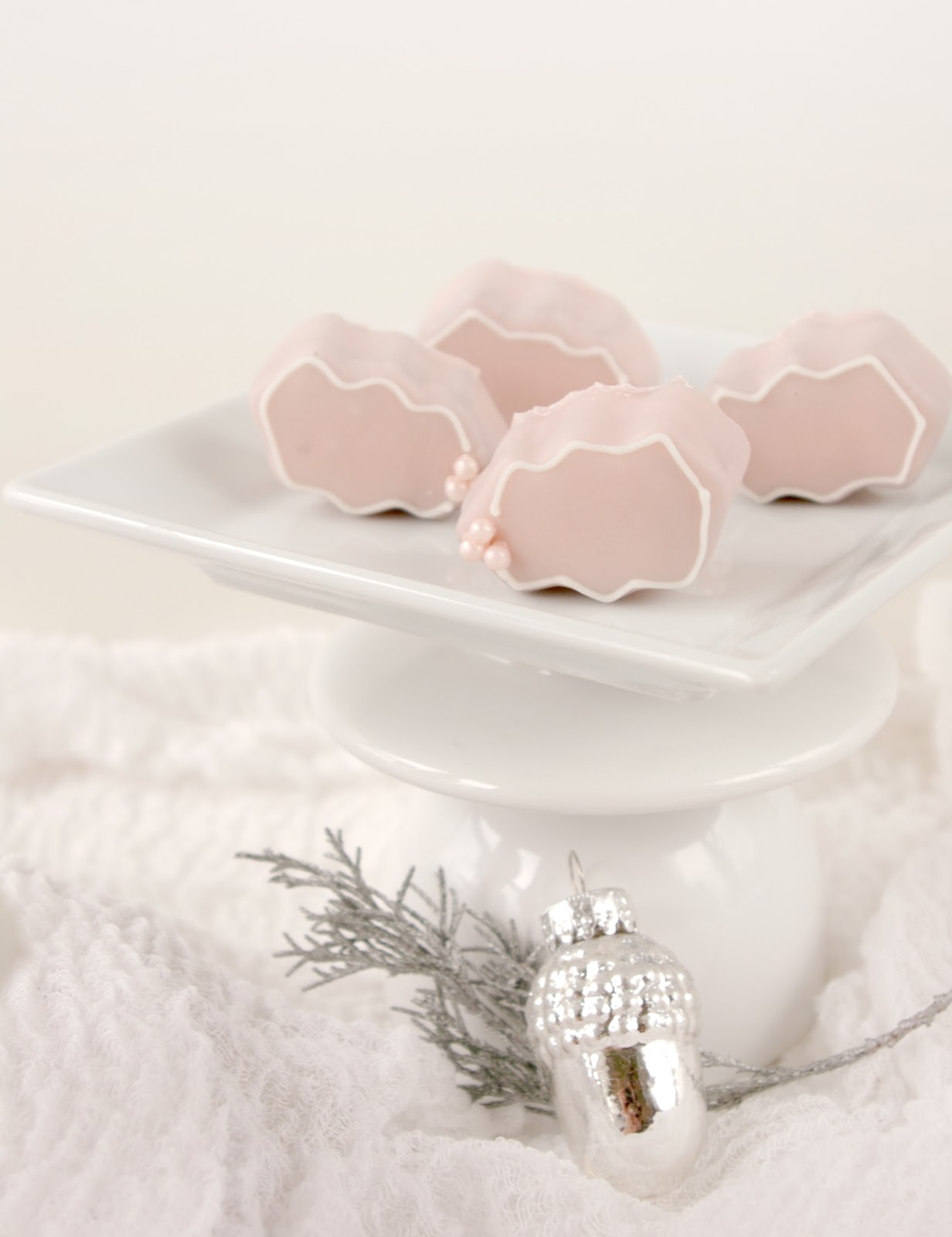 These Peas are Hollow Cake Pop Winter Wonderland