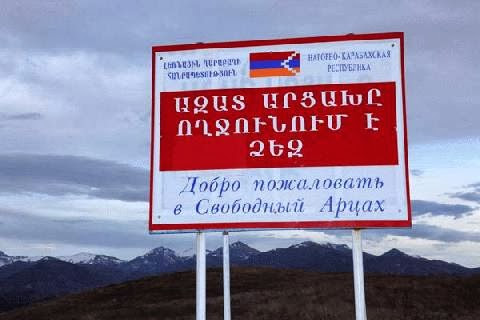 Para Rusia, Armenia es un aliado y Azerbaiyán, un amigo y vecino