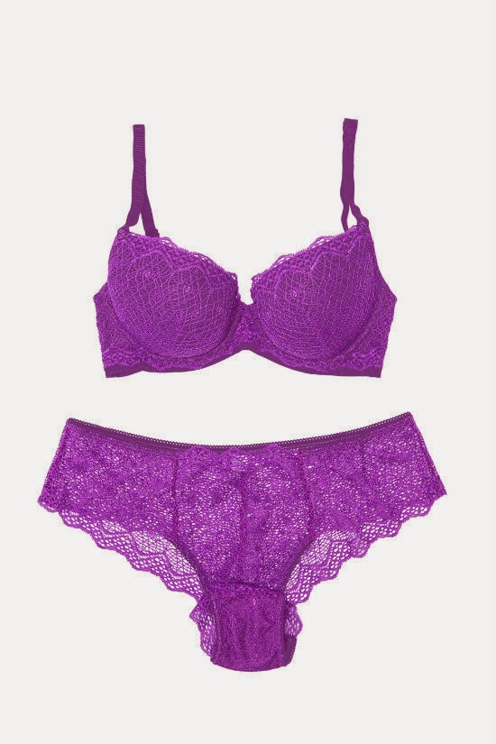 Gulcan Yesilbas Penti Corap