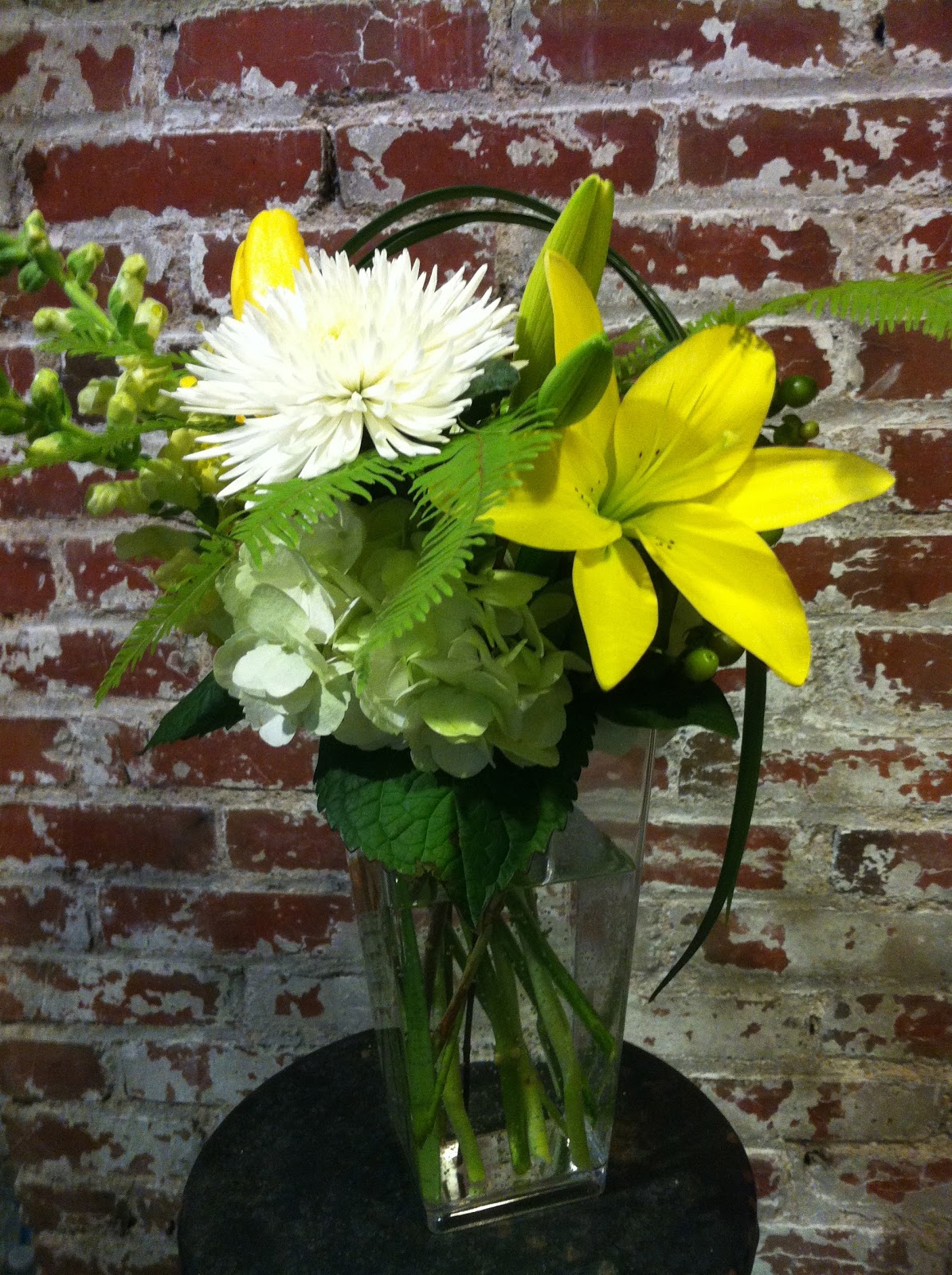 flower classroom 10 day Basic Design Class.... Vase day class photos