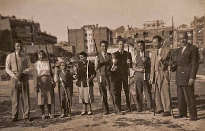 Manuel Tobella con sus compañeros del equipo de tiro con arco de la Diputación