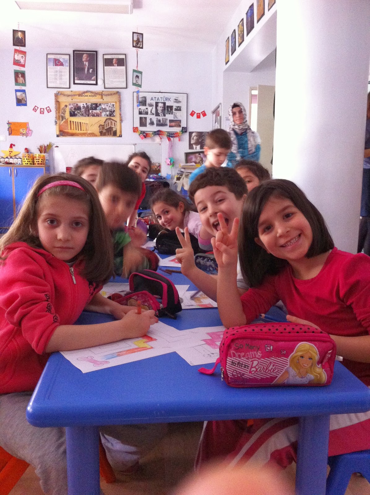 İlk drama örneği Dramayla Öğrenen Minikler