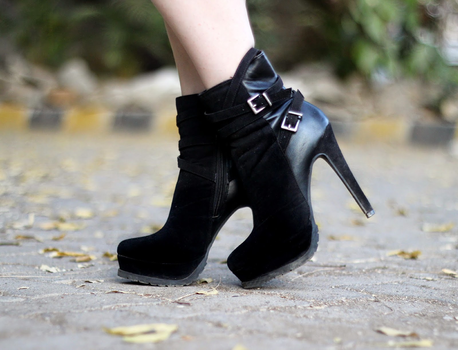 Forever 21 black ankle boots