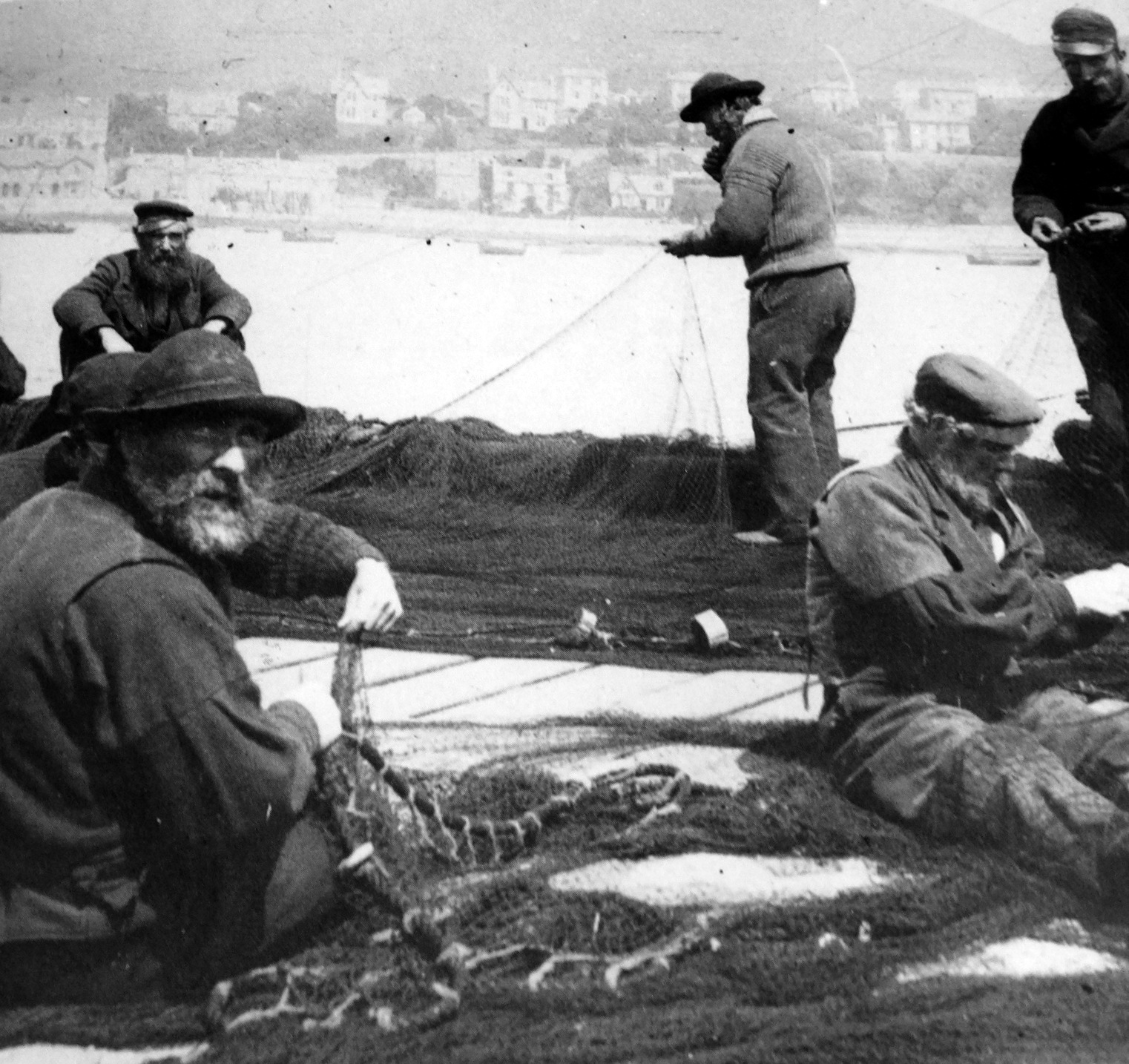 Tour Scotland Photographs: Old Photograph Fishermen Campbeltown Scotland