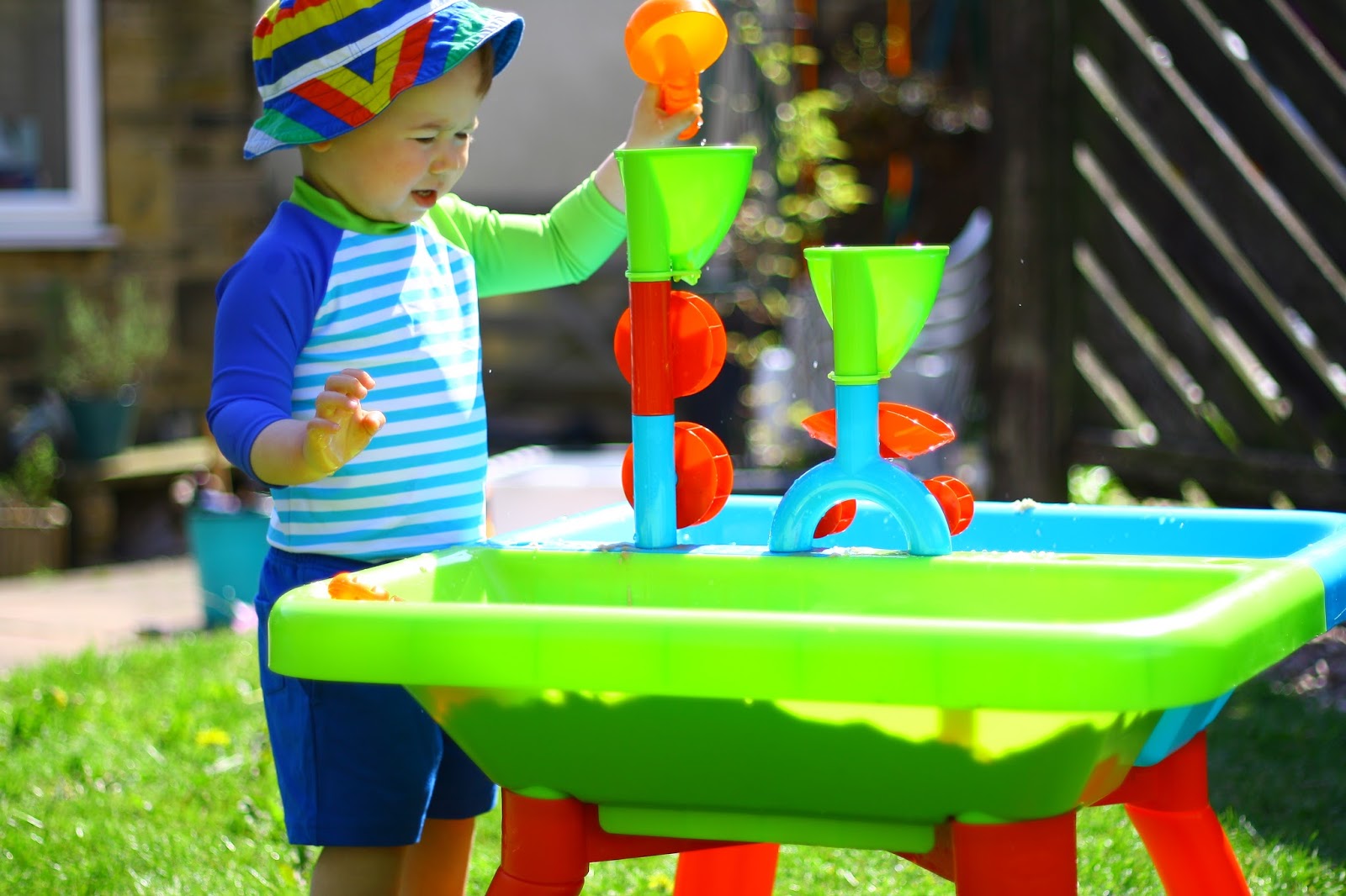 elc water and sand table
