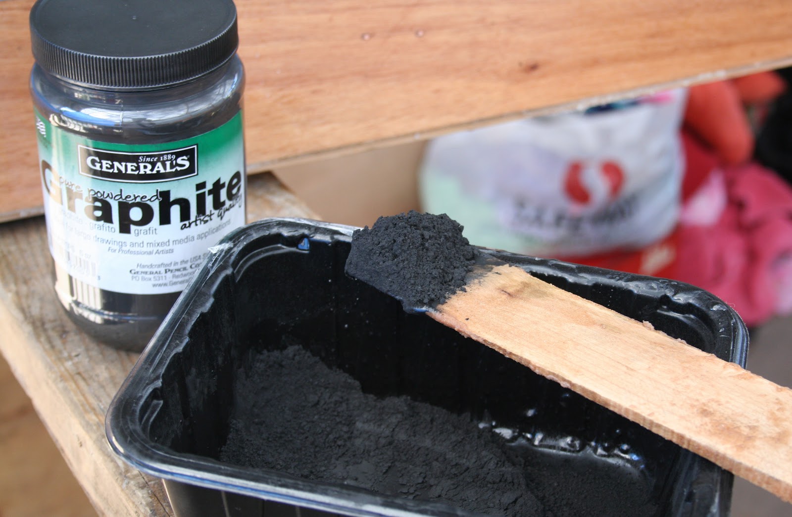 kayak Graphite Bottom